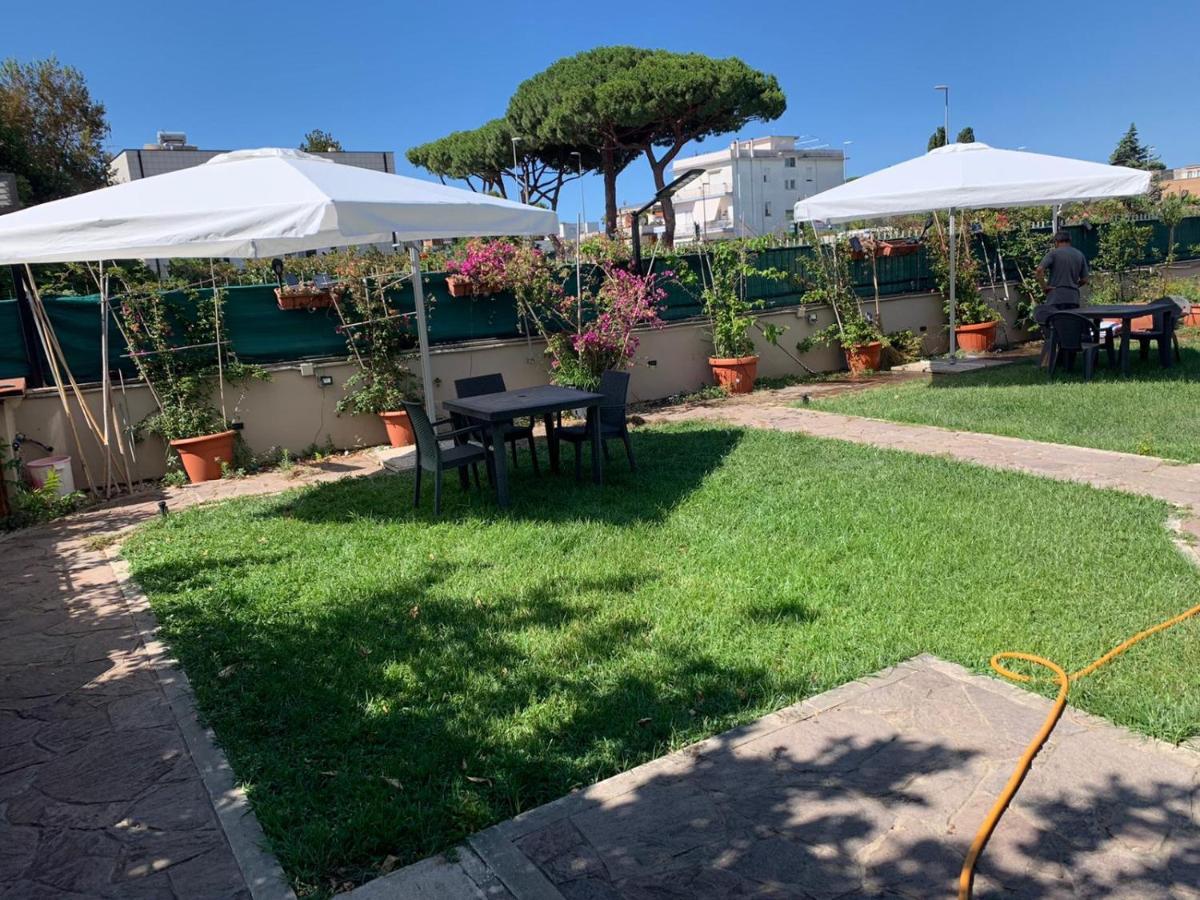 Il Giardino Di Adriana Bed & Breakfast Terracina Exterior photo