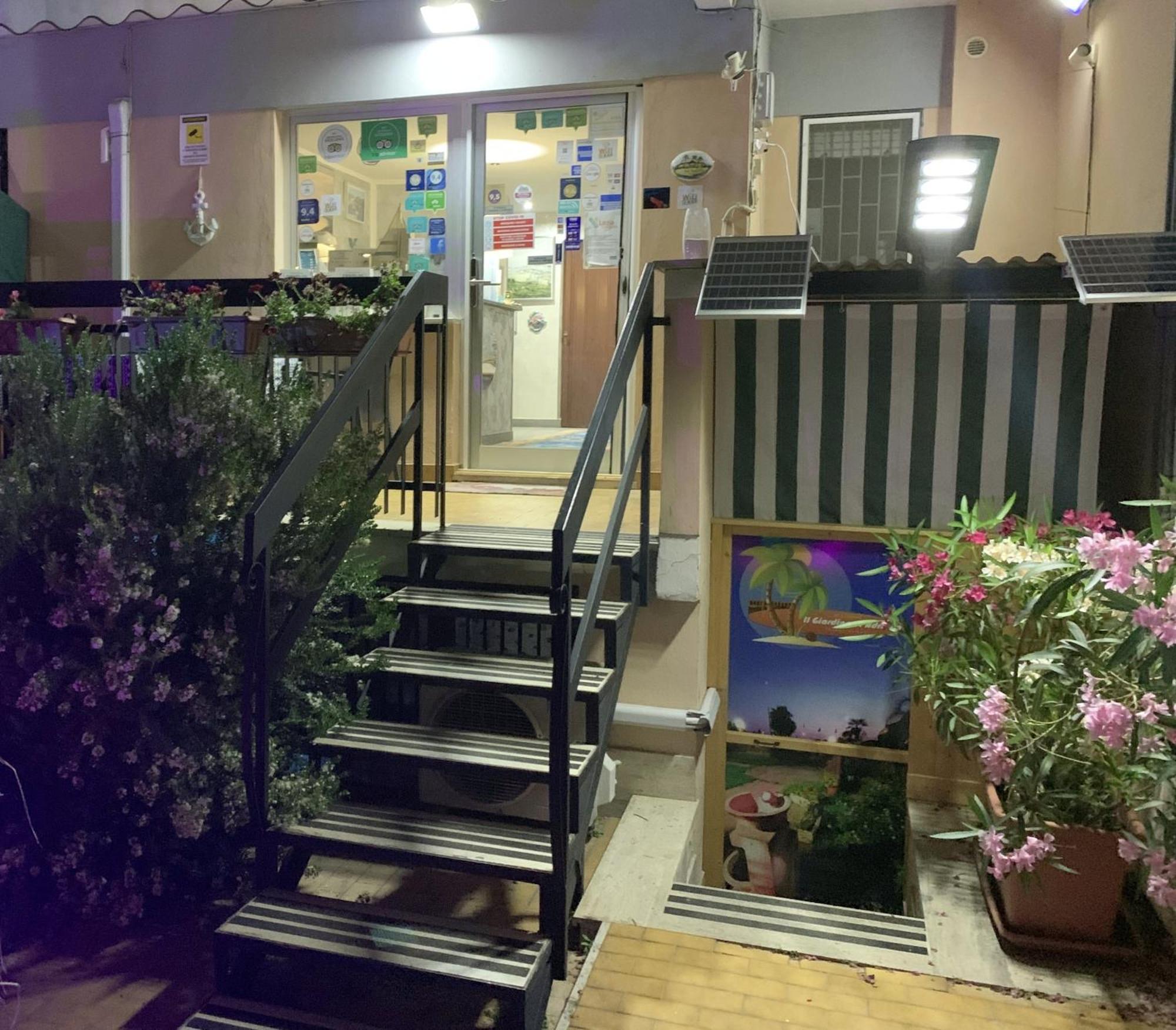 Il Giardino Di Adriana Bed & Breakfast Terracina Exterior photo